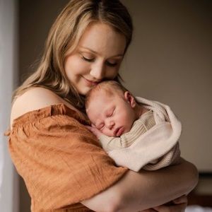 Meet your Posher, Carli